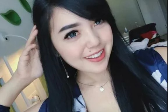 New Video Viral ABG Cantik Tutorial Gesek Apem dek icha Top Trending Global Asia